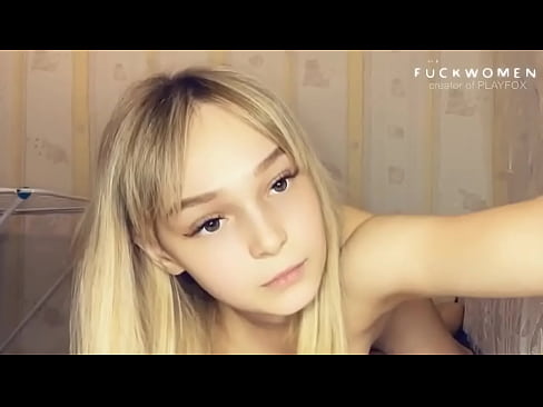 ❤️ Óseðjandi skólastúlka gefur bekkjarsystur sinni rjómagjald til inntöku ❤️ Kynlíf hjá okkur ️❤