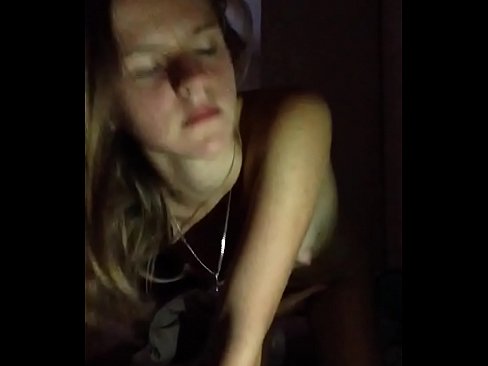 ❤️ Stúlka sjálfsfróar sér og kúrir ❤️ Kynlíf hjá okkur ️❤
